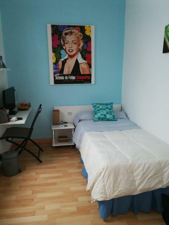 Habitacion Junto Torres Serranos Valencia Bilik gambar